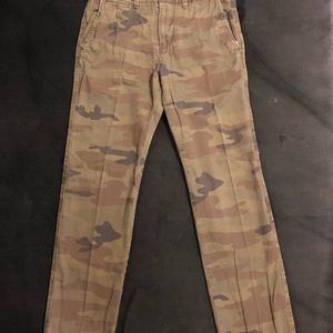 AMERICAN EAGLE OUTFITTERS Chinos Straight Leg Camo Khakis Men’s 29 x 28